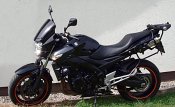 Suzuki GSR 600